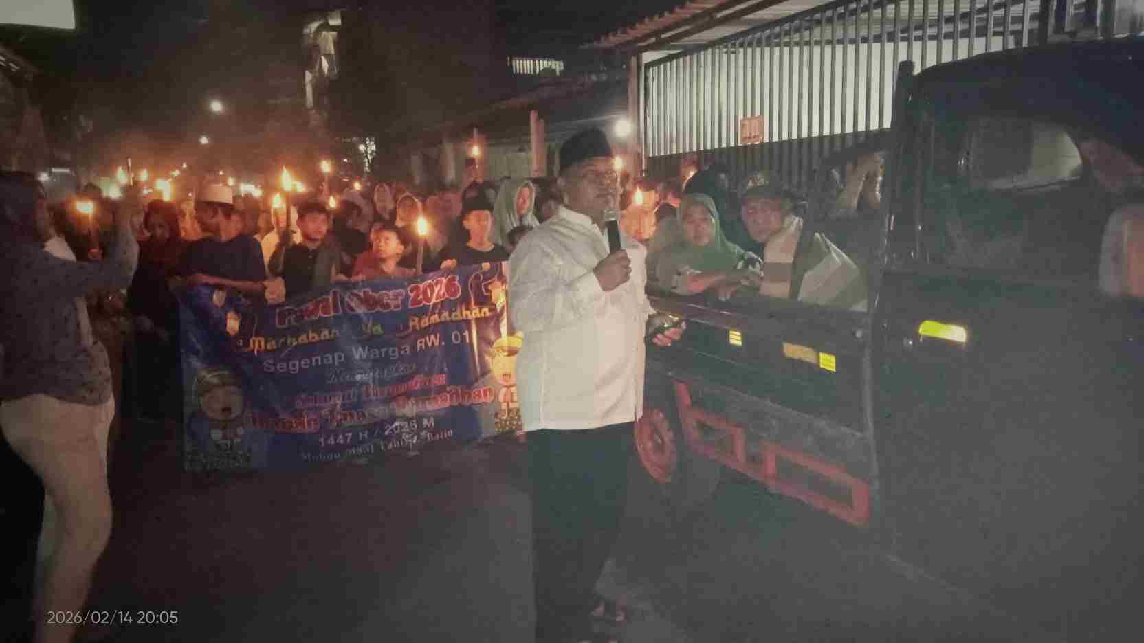 Pawai Obor di Wilayah Rw 01 Kampung Kebon Jati